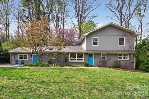 3 Ellenwood Dr, Asheville, NC 28804