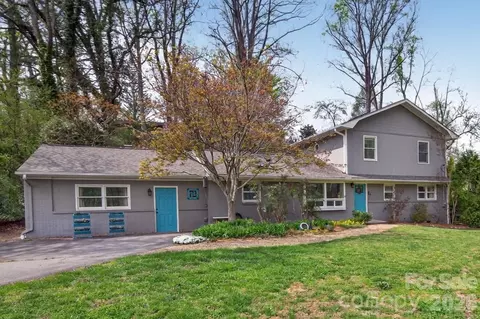 3 Ellenwood Dr, Asheville, NC 28804