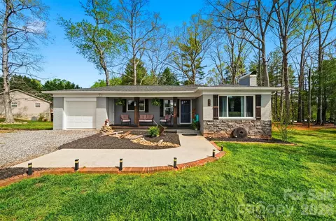 458 Legion Rd, Lenoir, NC 28645