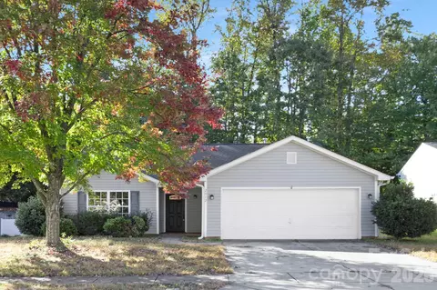 2012 Pheasant Glen Rd, Charlotte, NC 28214