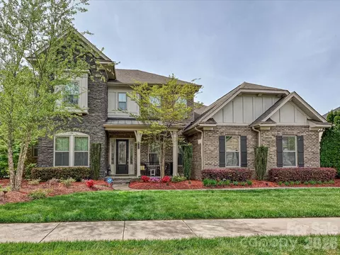 101 Enclave Blvd, Matthews, NC 28104