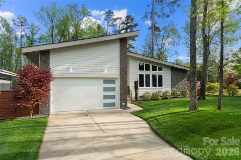 1852 Lakedell Dr, Charlotte, NC 28215