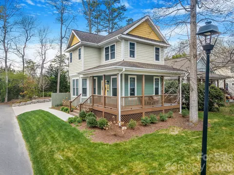 8 Lamar Ave, Asheville, NC 28803