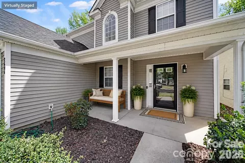 2604 Cochrane Dr, Charlotte, NC 28269