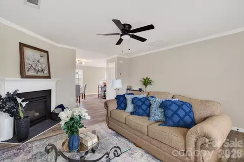 5227 Swearngan Rd, Charlotte, NC 28216