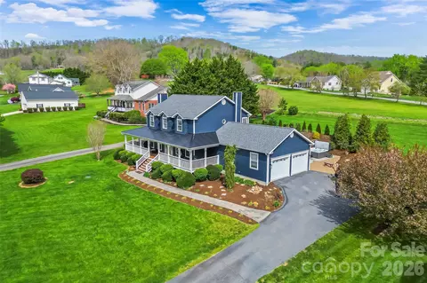 32 Denise Ln, Fletcher, NC 28732