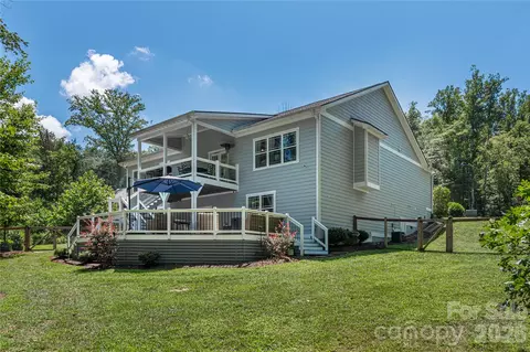 348 Olivet Ln, Fletcher, NC 28732