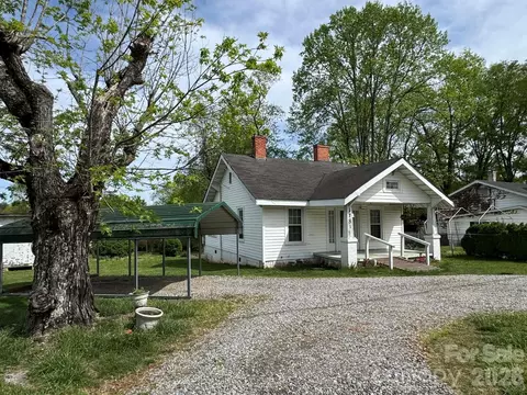 1781 Brushy Mountain Rd, Wilkesboro, NC 28697