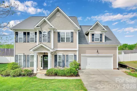 119 Louden Dr, Mooresville, NC 28115