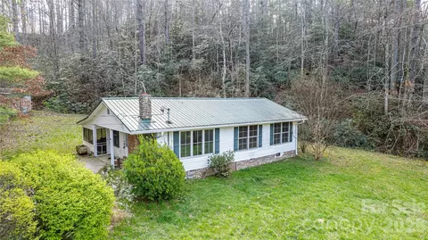 108 Poplar Gap Rd, Brevard, NC 28712