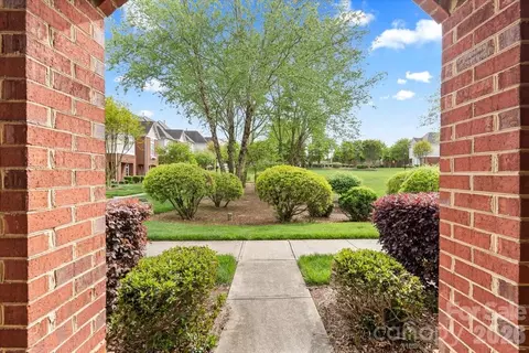 Exterior - 1017 Central Park Cir, Davidson, NC 28036 photo 1 of 5