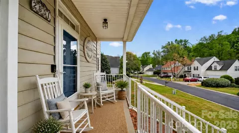 2851 Huckleberry Hill Dr, Fort Mill, SC 29715
