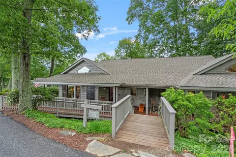 135 Club House 5a Dr #5A, Burnsville, NC 28714