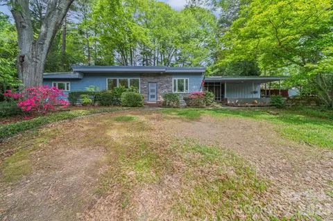 1051 Paramount Cir, Gastonia, NC 28052