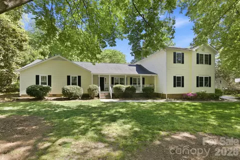 10921 Fruitland Rd, Charlotte, NC 28277