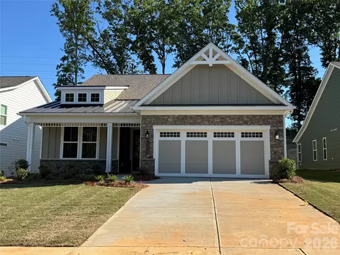 13339 Cozy Ct, Charlotte, NC 28215