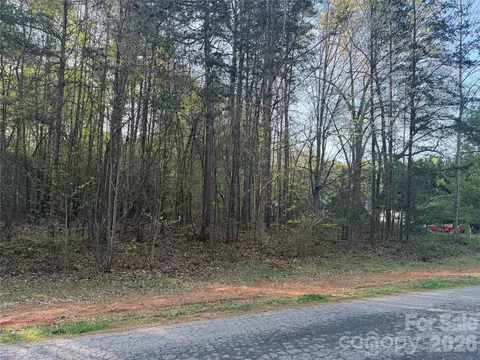1270 Forest Ridge 20 Rd #20, Bessemer City, NC 28016