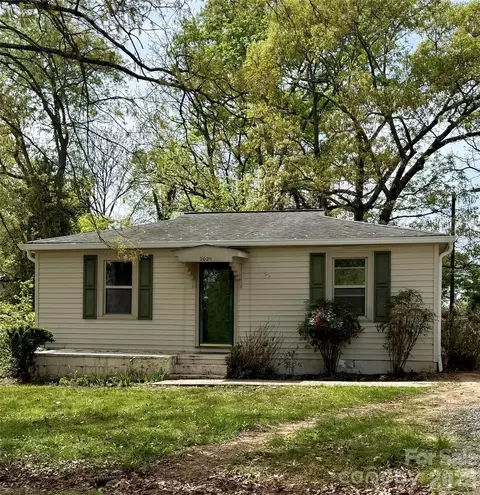 2025 28th Ne St NE, Hickory, NC 28601