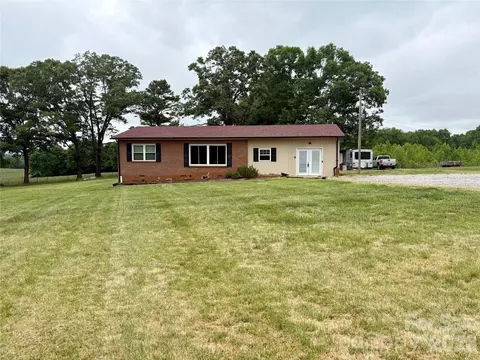 120 Mitch Rd, Union Grove, NC 28689
