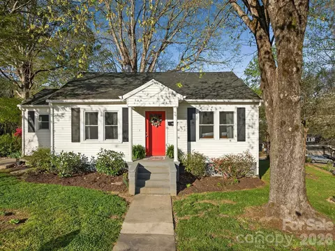 713 Prospect Nw St NW, Lenoir, NC 28645