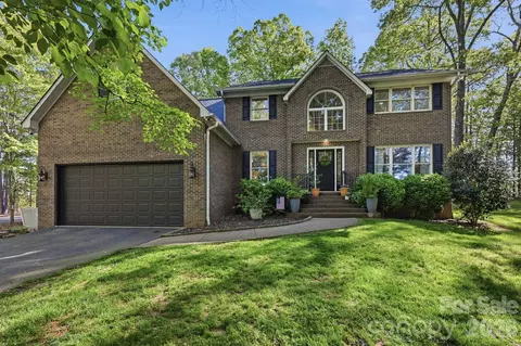 7319 Gilead Rd, Huntersville, NC 28078