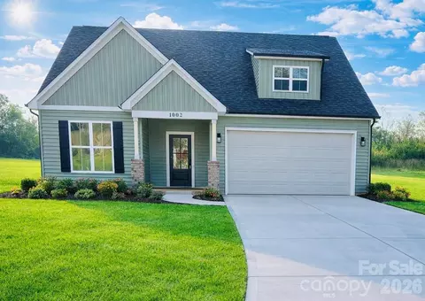 1002 Speight Rd, Albemarle, NC 28001