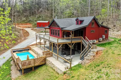 670 Island Creek Rd, Lake Lure, NC 28746