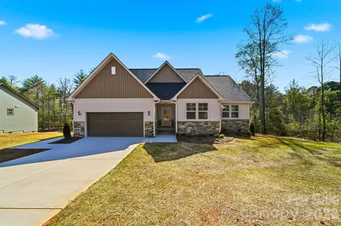 2422 Kimberly Ave, Morganton, NC 28655