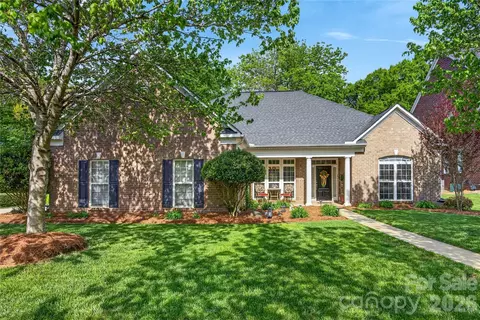 6060 Latta Springs Cir, Huntersville, NC 28078