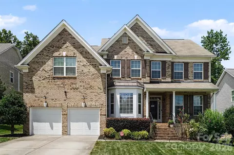1619 Ballwood Ct, Charlotte, NC 28227