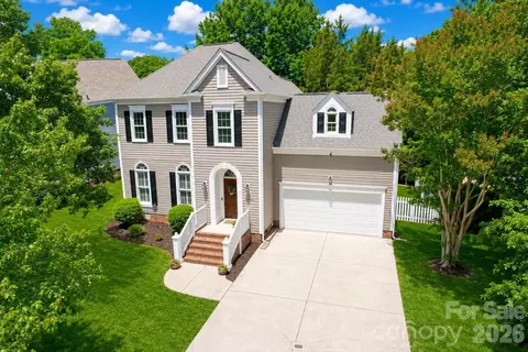 2806 Saintfield Pl, Charlotte, NC 28270
