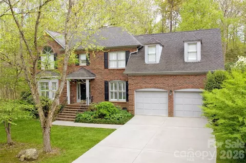 7201 Leharne Dr, Charlotte, NC 28270