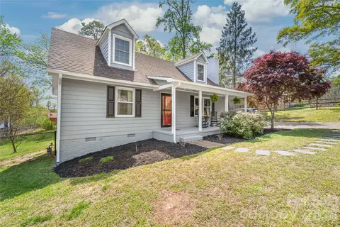 104 Pinetree Dr, Fort Mill, SC 29715