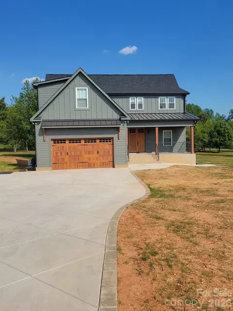 1363 Malden Ct, Crouse, NC 28033