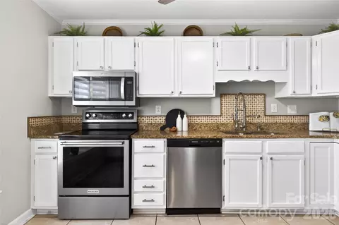 Kitchen - 311 Silverleaf Cir, Kannapolis, NC 28083 photo 1 of 2