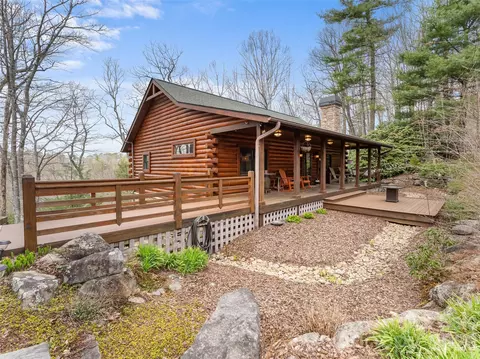 153 Brandy Rdg, Brevard, NC 28712