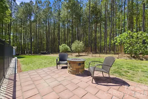 Exterior - 516 Flying Eagle Dr, Clover, SC 29710 photo 10 of 13