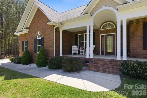 Exterior - 516 Flying Eagle Dr, Clover, SC 29710 photo 3 of 13