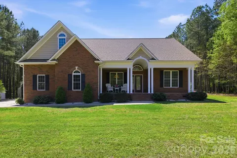 Exterior - 516 Flying Eagle Dr, Clover, SC 29710 photo 2 of 13