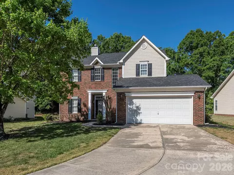 11709 Borchetta Dr, Charlotte, NC 28277
