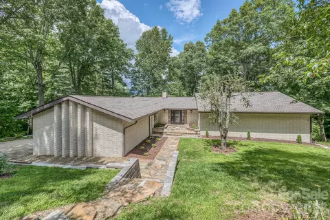 294 Martha Dr, Spruce Pine, NC 28777