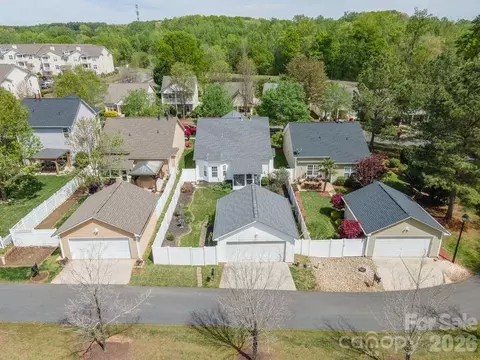 View/Area - 16515 Amberside E Rd E, Cornelius, NC 28031 photo 1 of 4