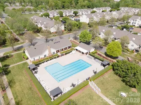 Exterior - 16515 Amberside E Rd E, Cornelius, NC 28031 photo 6 of 9
