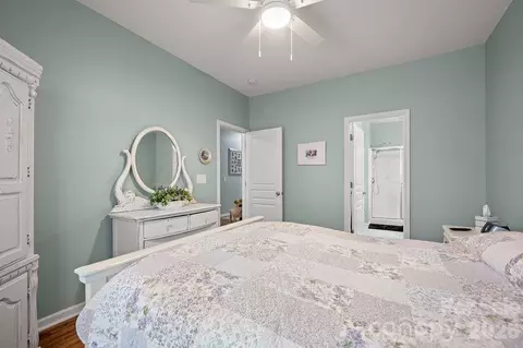 Bedroom - 16515 Amberside E Rd E, Cornelius, NC 28031 photo 3 of 4