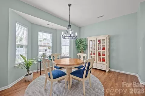 Dining - 16515 Amberside E Rd E, Cornelius, NC 28031 photo 2 of 2