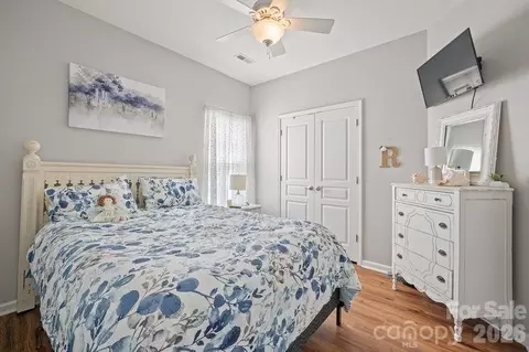 Bedroom - 16515 Amberside E Rd E, Cornelius, NC 28031 photo 4 of 4