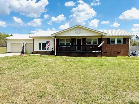 711 Simerson Rd, Lexington, NC 27295