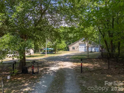 Rubin Thorne Road, Campobello, SC 29322