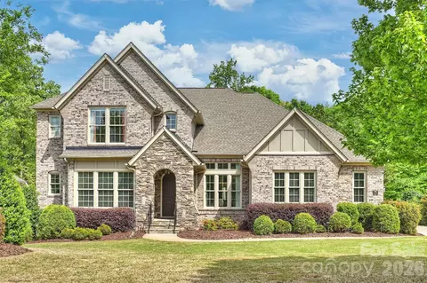 2209 Tatton Hall Rd, Fort Mill, SC 29715