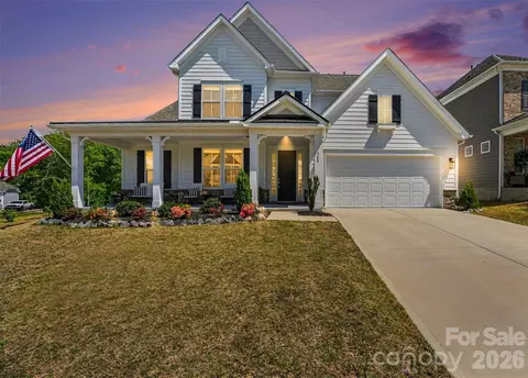 348 W Waterlynn Rd, Mooresville, NC 28117